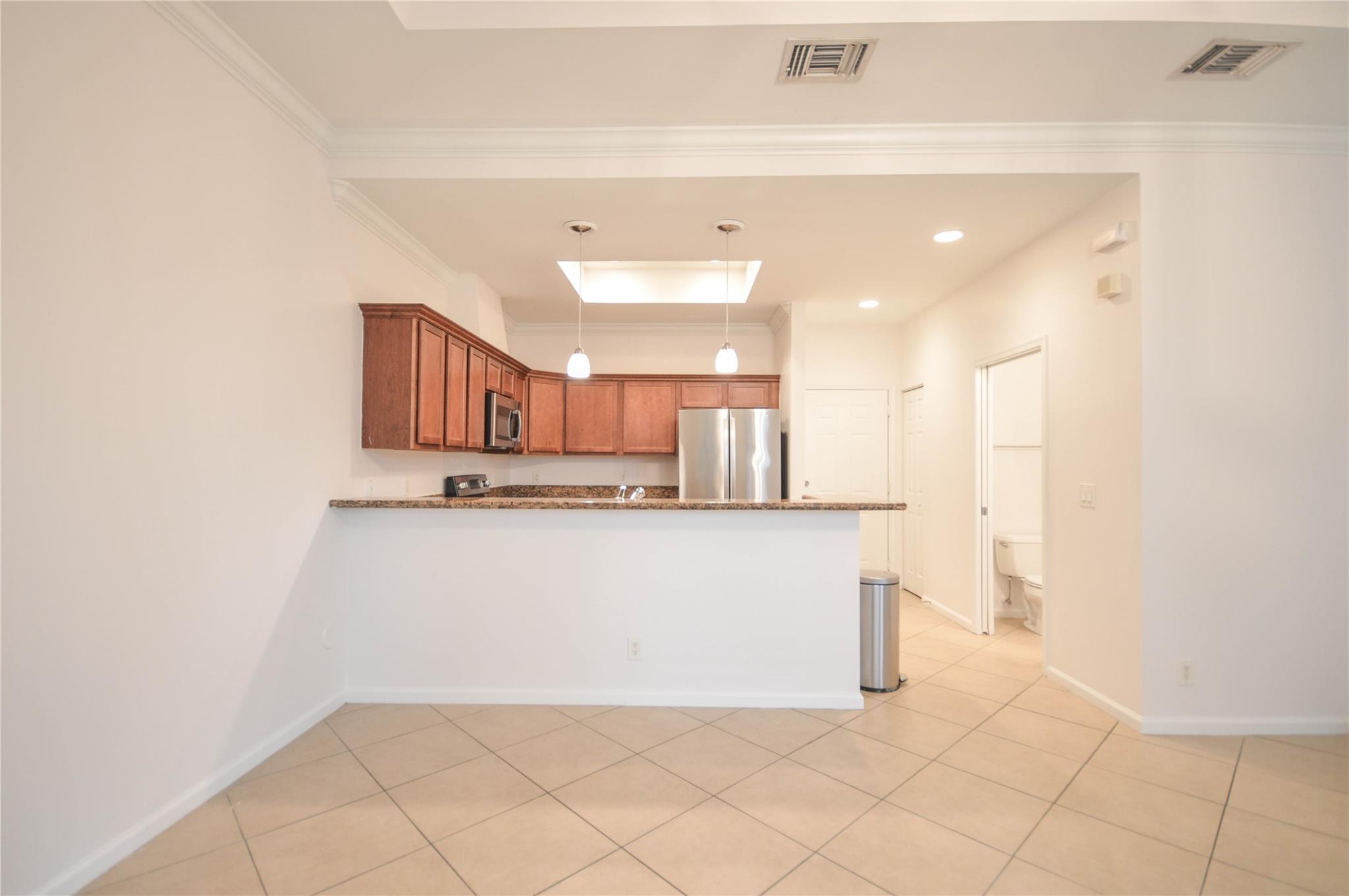 535 SW 18th Ave 32