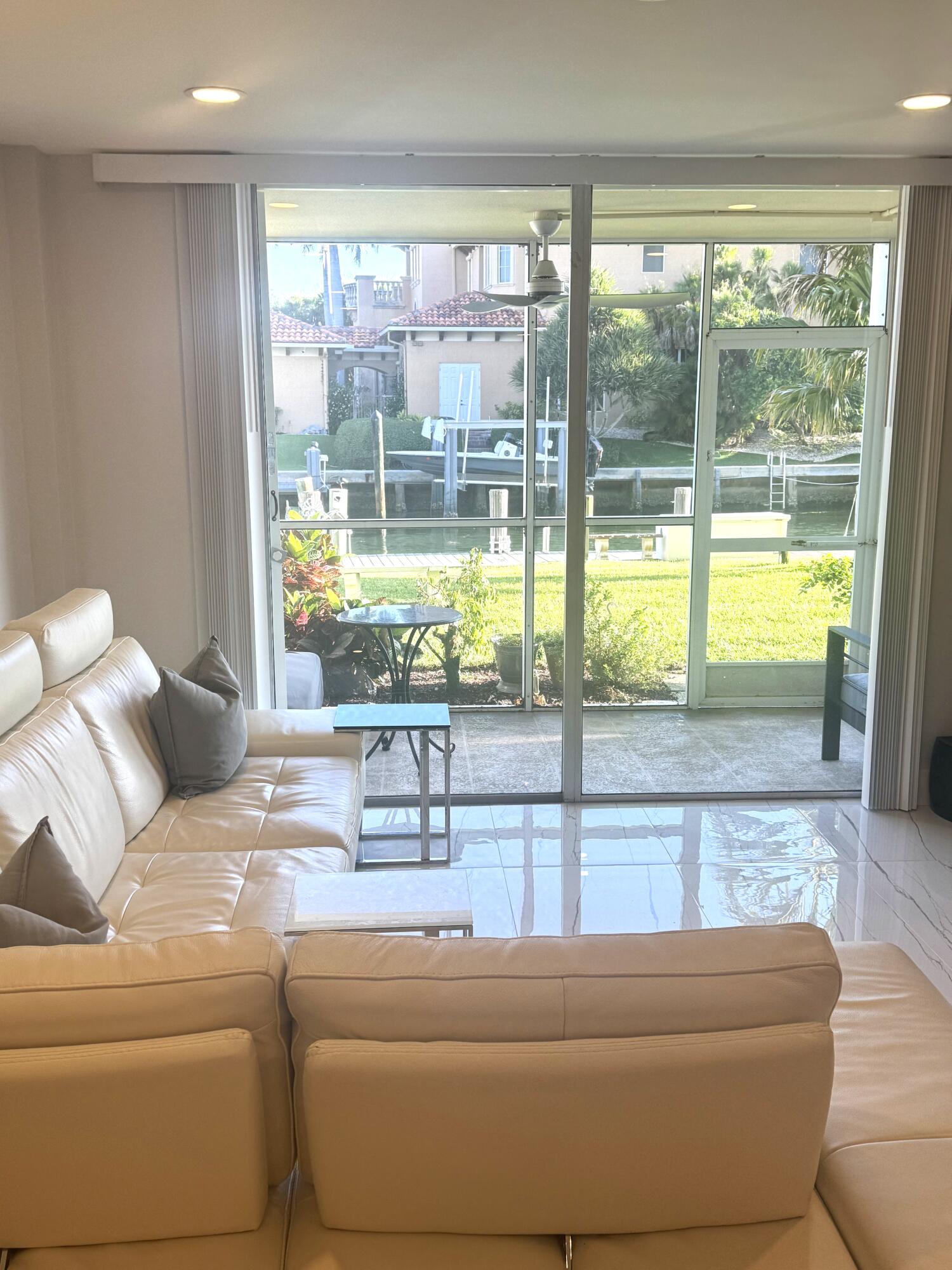 PARADISE HARBOUR CONDO - Residential