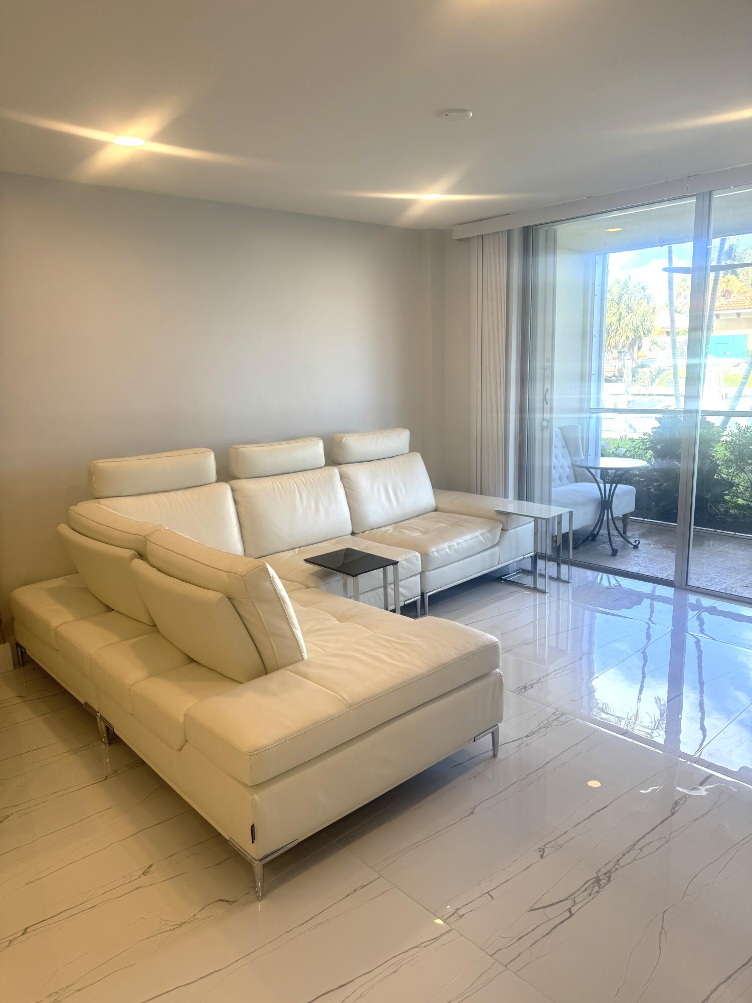 PARADISE HARBOUR CONDO - Residential