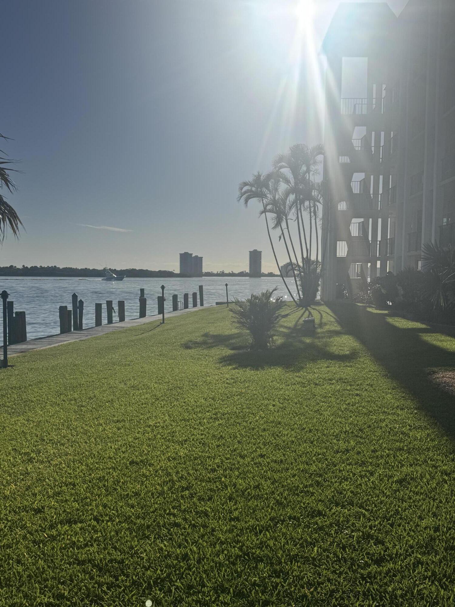 PARADISE HARBOUR CONDO - Residential