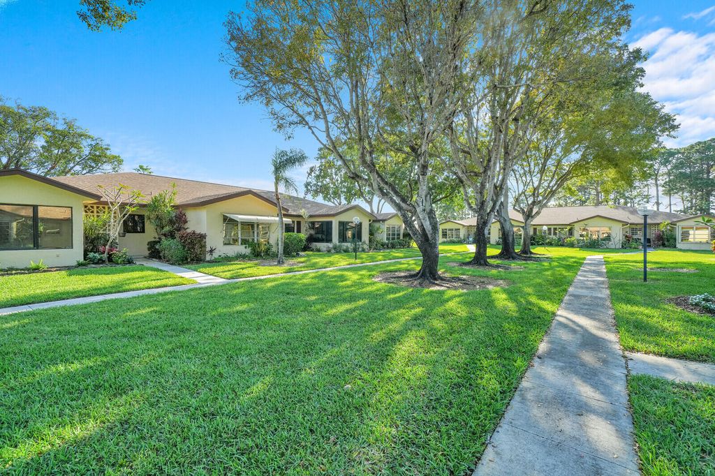 Photo of 5270 Nesting Way #C, Delray Beach, FL 33484 (MLS # B26005743)