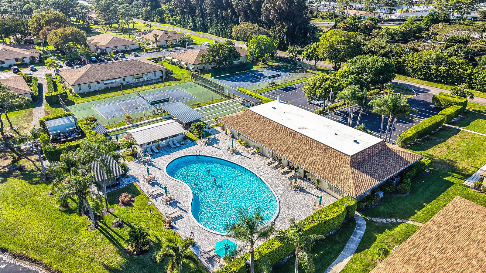 HIGH POINT OF DELRAY WEST CONDO SEC 3 - Residential