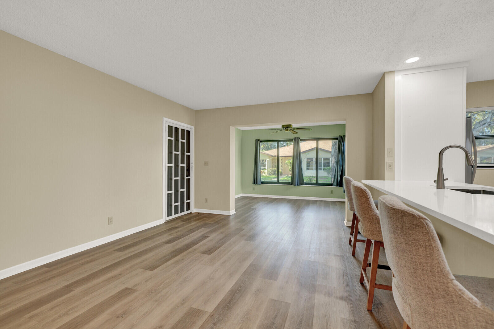 HIGH POINT OF DELRAY WEST CONDO SEC 3 - Residential