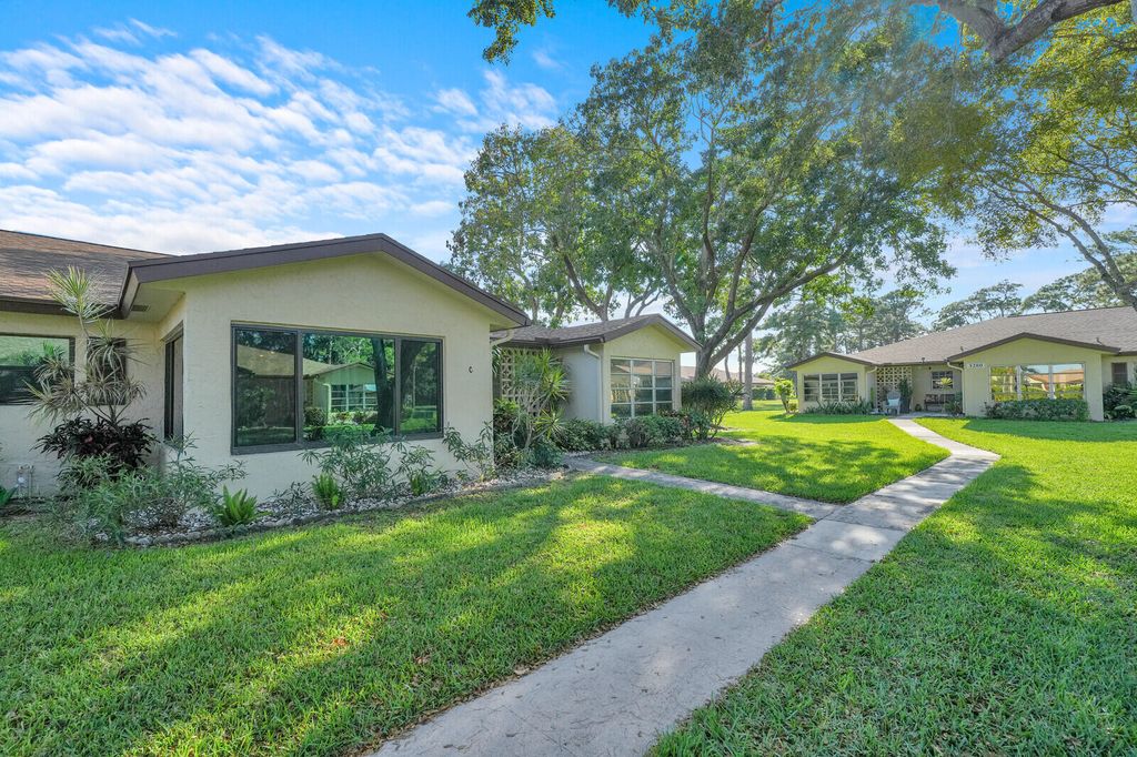 Photo of 5270 Nesting Way #C, Delray Beach, FL 33484 (MLS # B26005743)