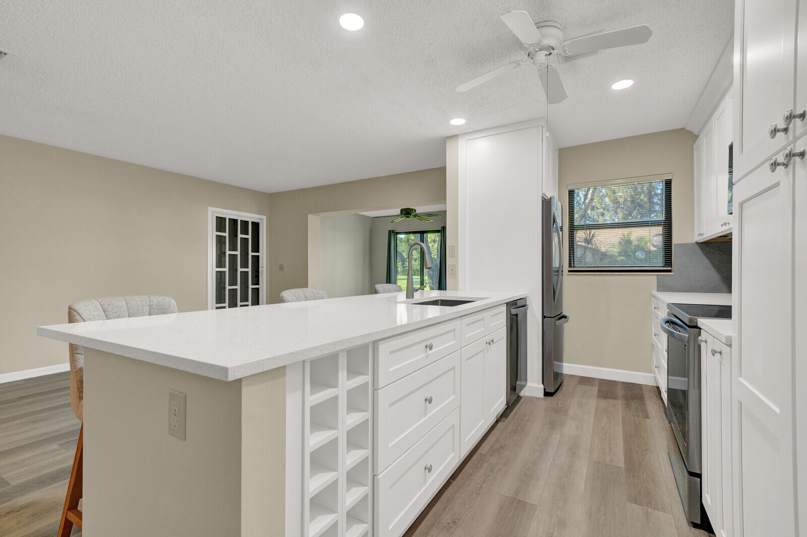 HIGH POINT OF DELRAY WEST CONDO SEC 3 - Residential