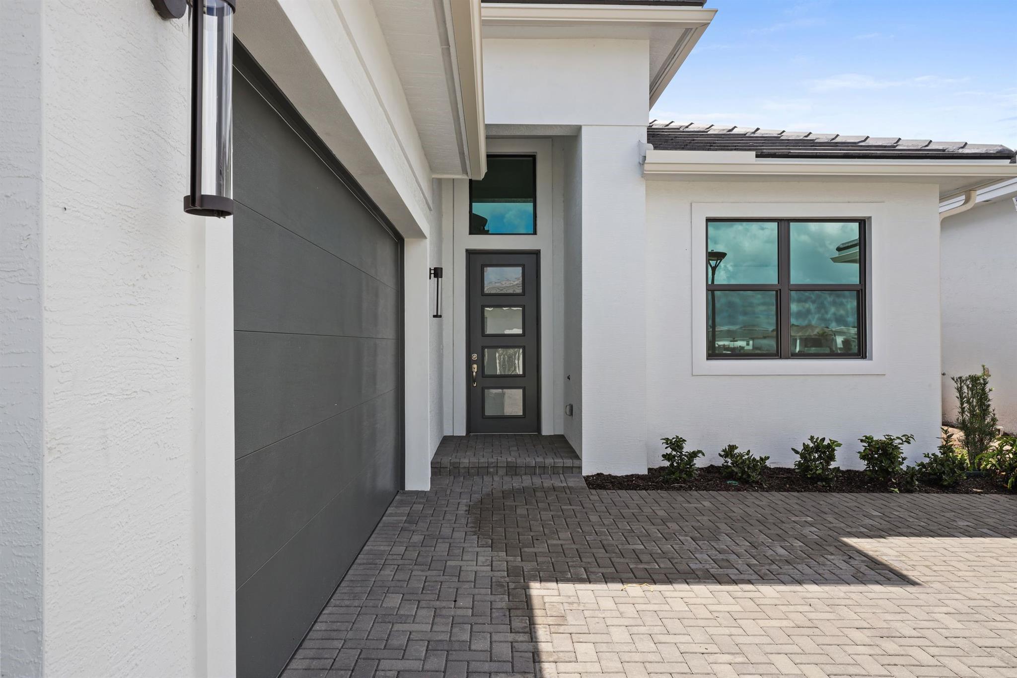 Cove Royale - Residential