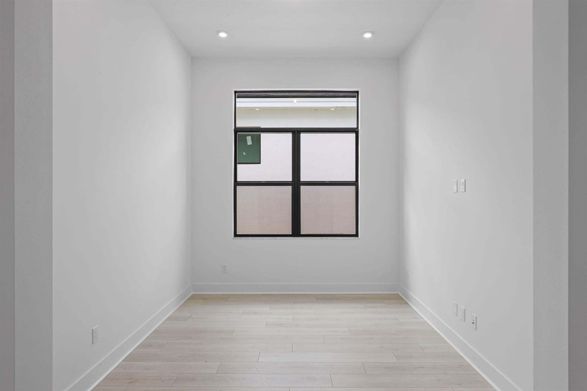 Cove Royale - Residential