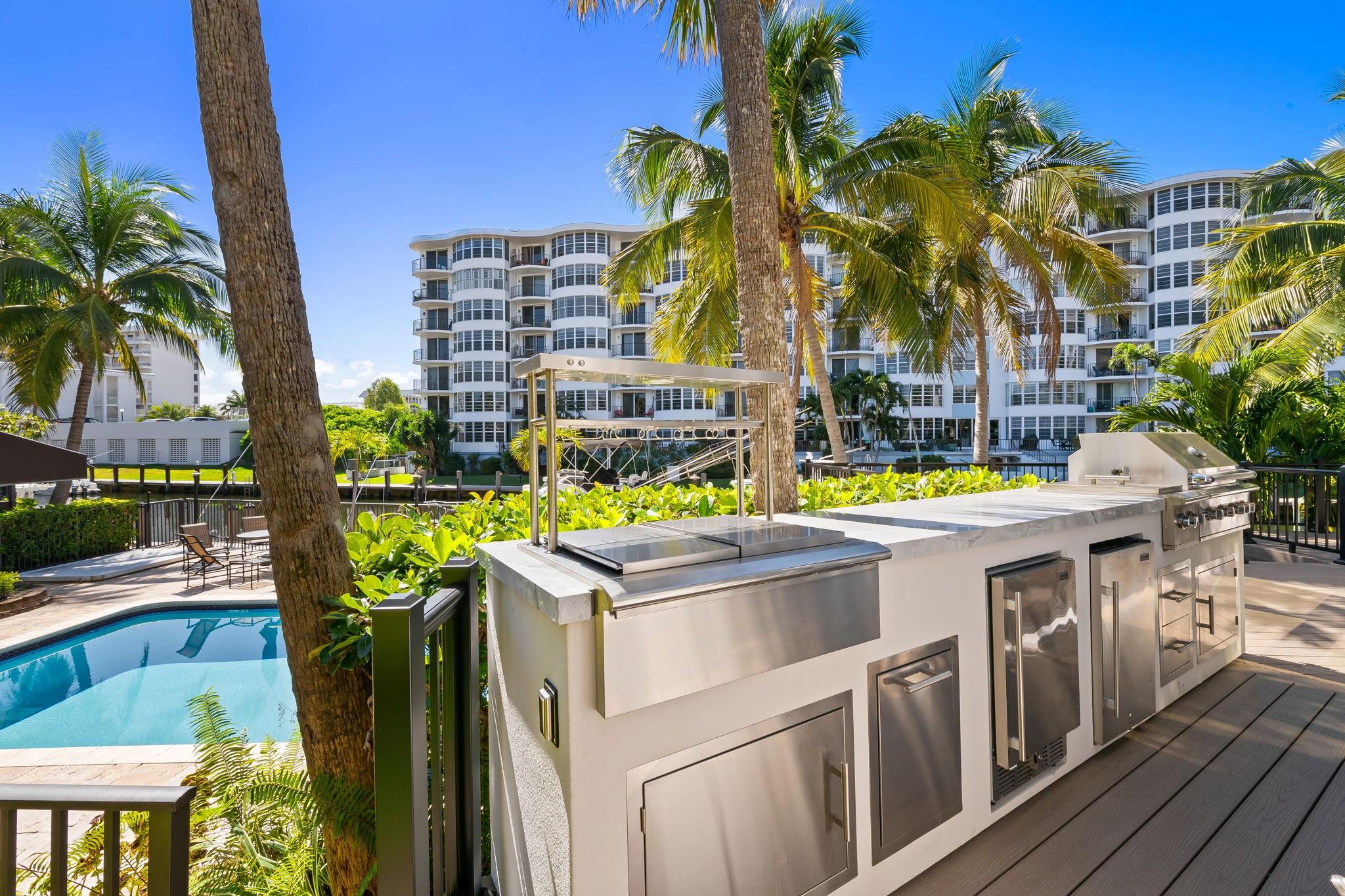 49th St Townhomes - Residential