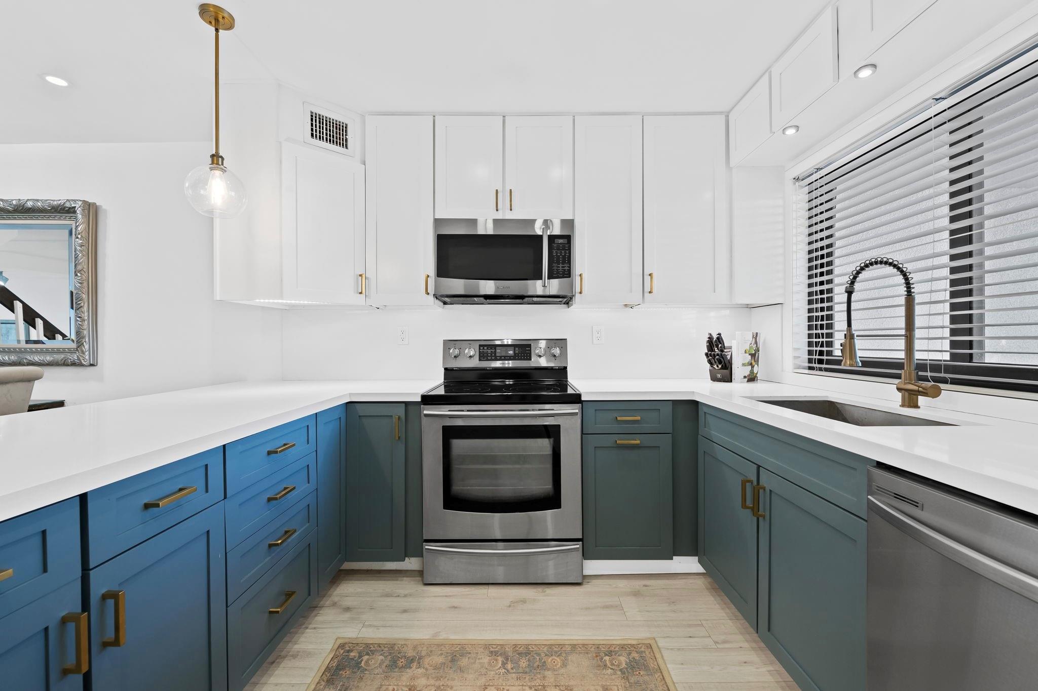 49th St Townhomes - Residential