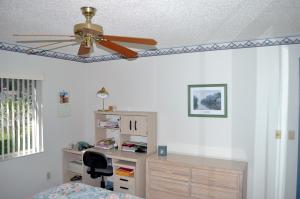 LAURELWOOD SUB UNIT 4 - Residential