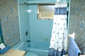 LAURELWOOD SUB UNIT 4 - Residential