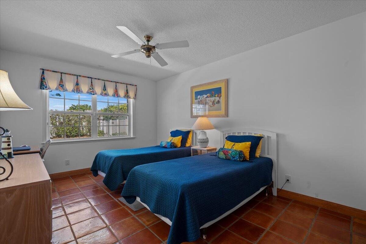 OLYMPUS - Residential Lease