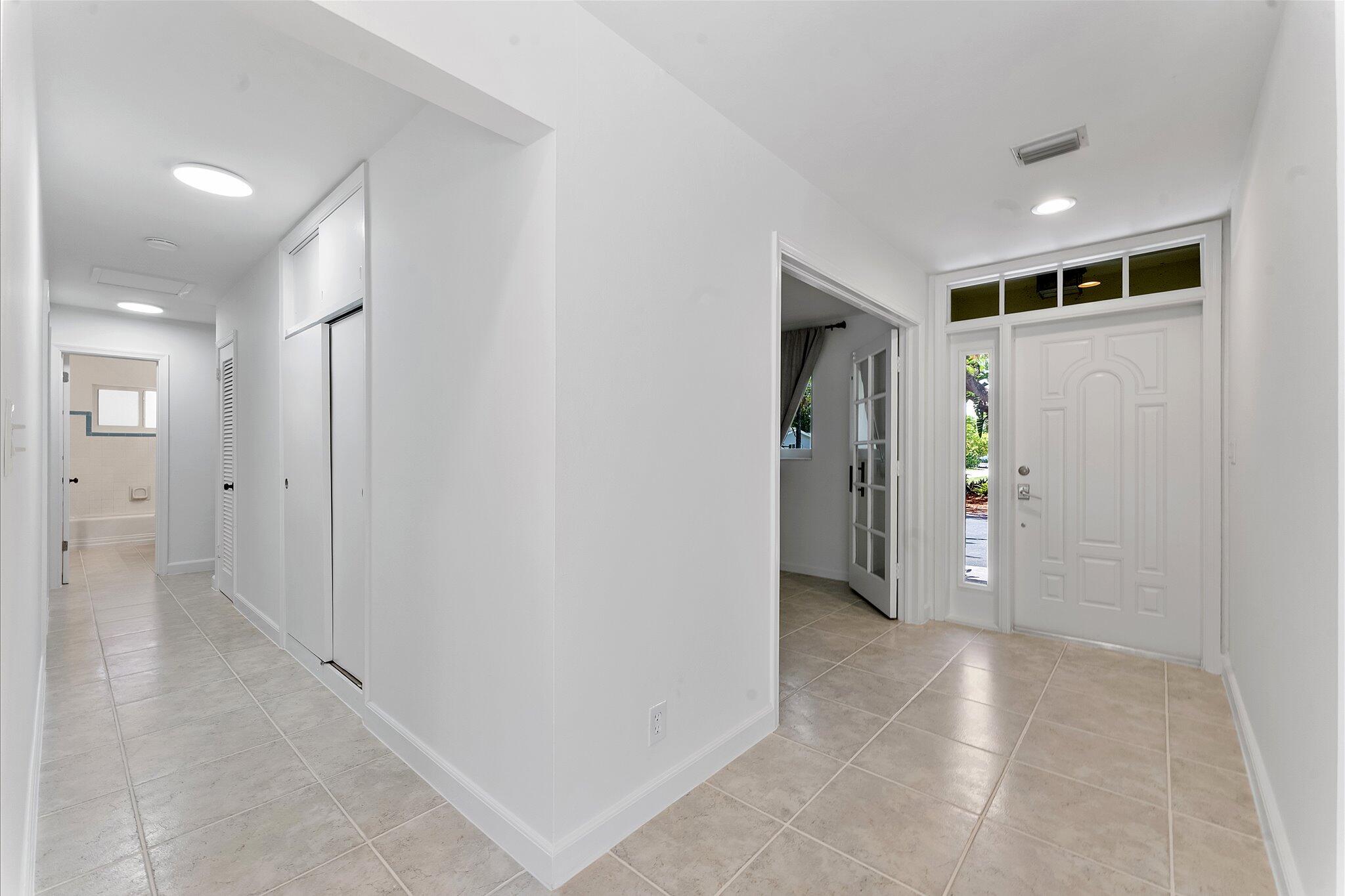 5200 NE 18th Terrace