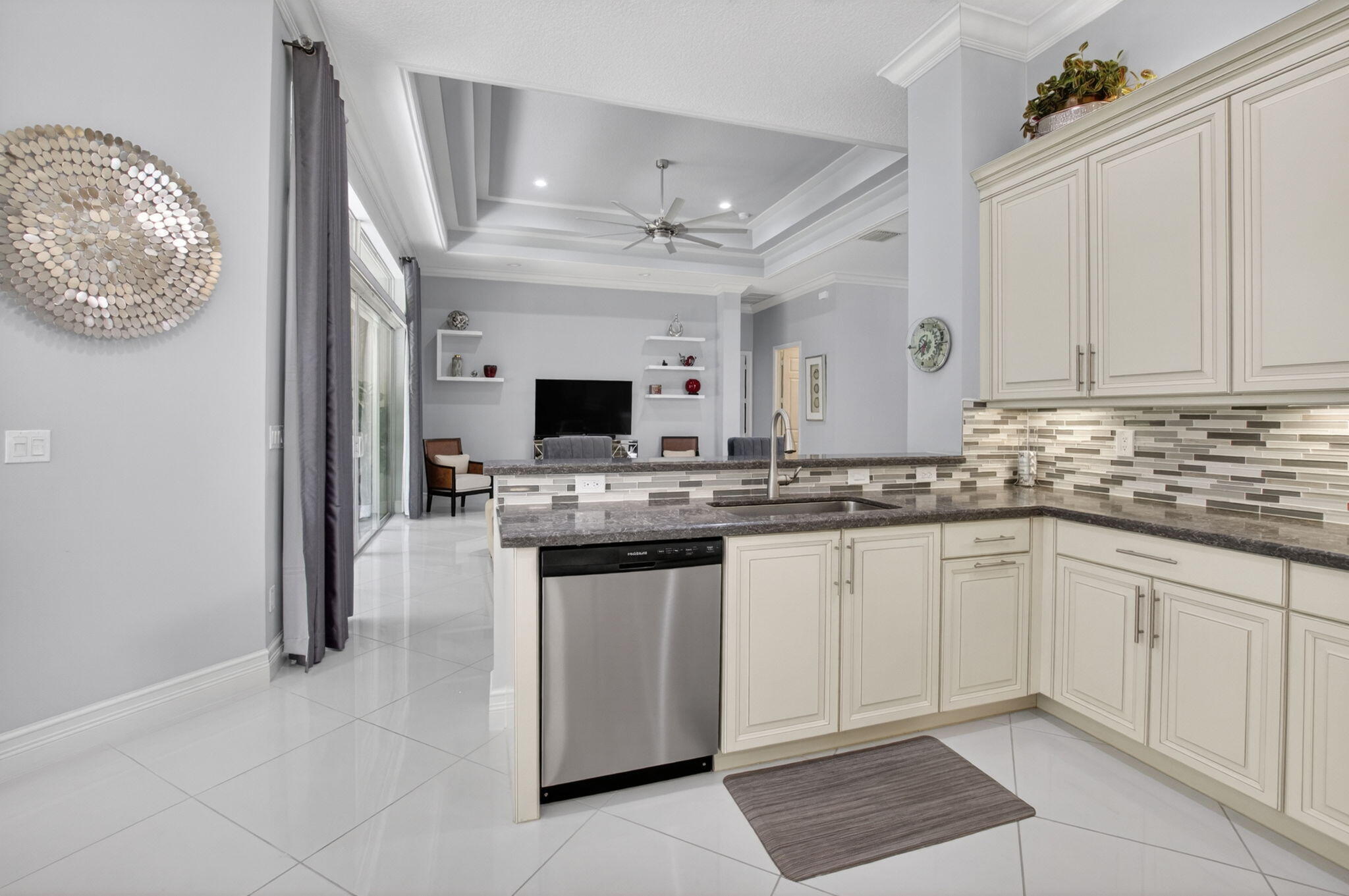 VALENCIA COVE AGR PUD PL 8 - Residential