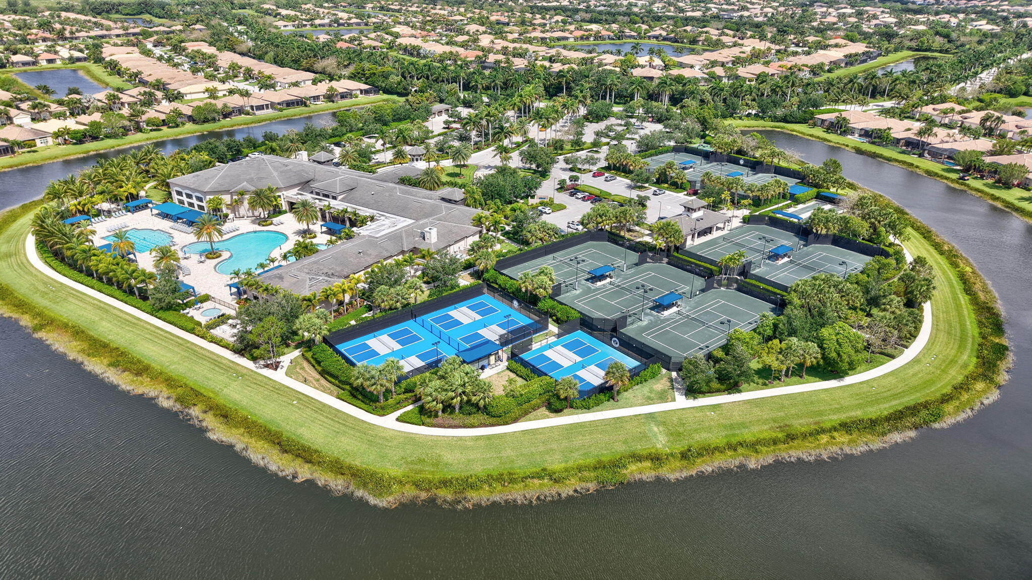 VALENCIA COVE AGR PUD PL 8 - Residential