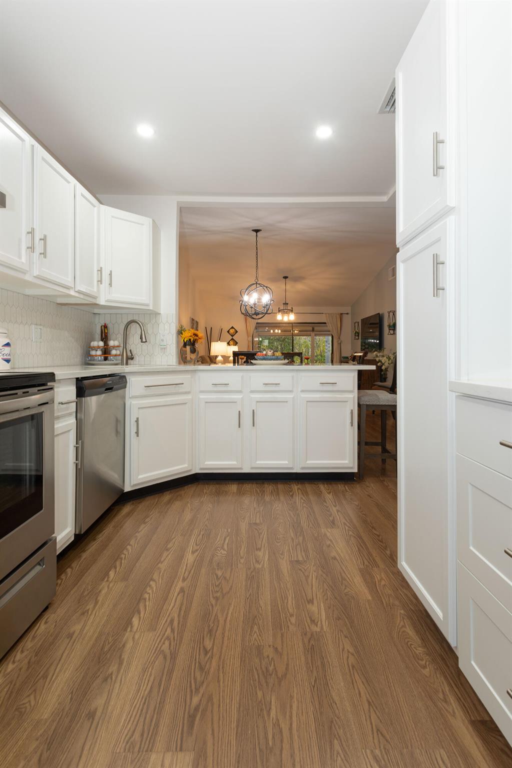 ARBOURS OF THE PALM BEACH - Residential