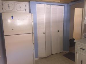 COUNTRY MANORS - Residential