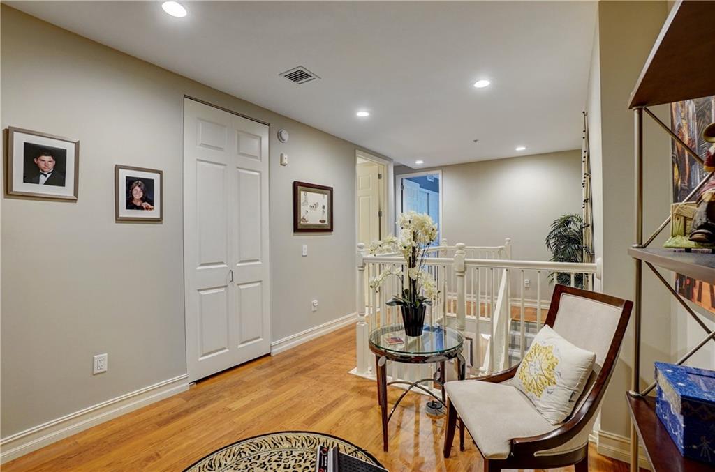 Wilton Station - Residential