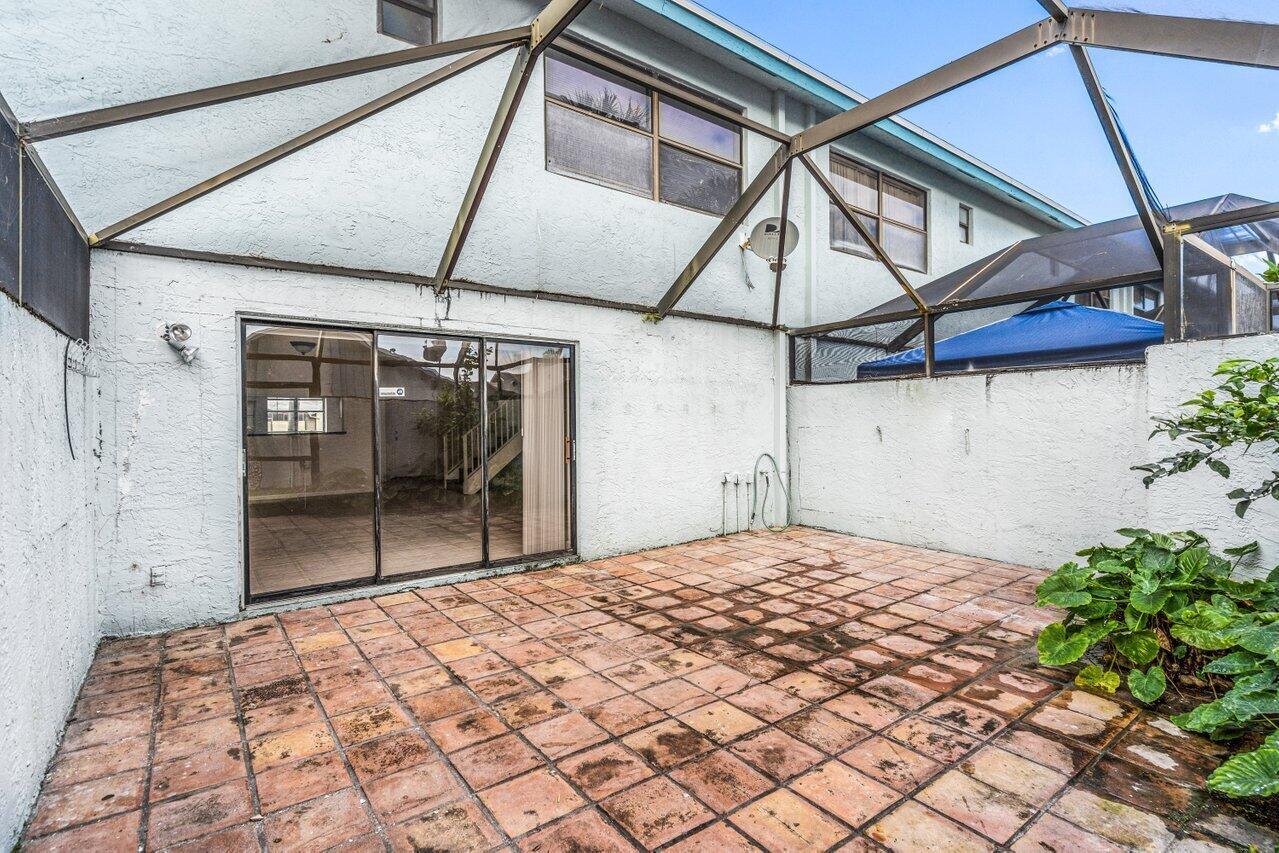 SANDALFOOT COVE SEC 12 - Residential Lease