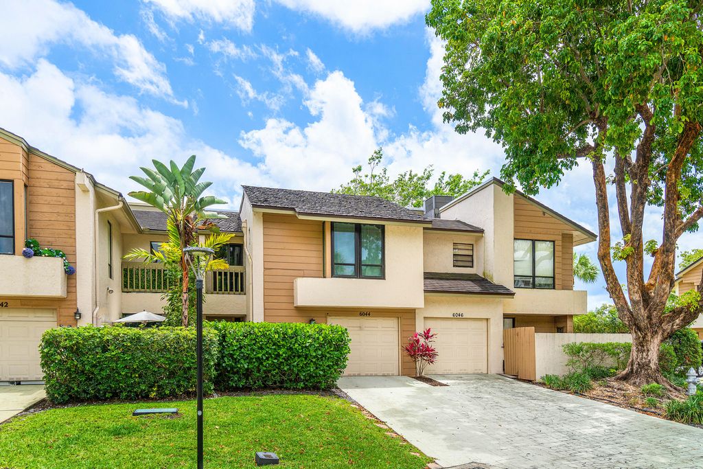 Photo of 6044 Glendale Drive, Boca Raton, FL 33433 (MLS # B26024989)