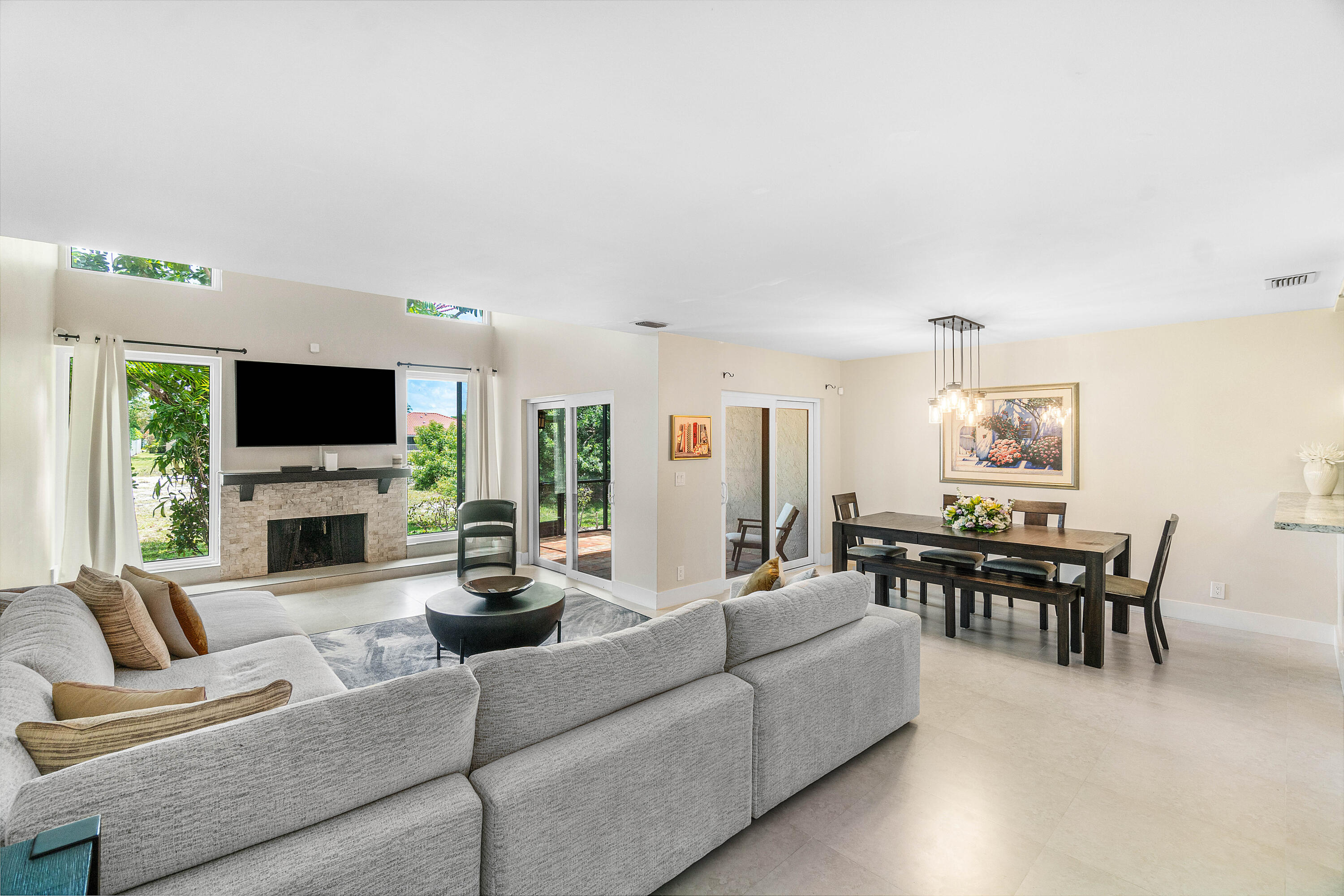 6044 Glendale Drive
