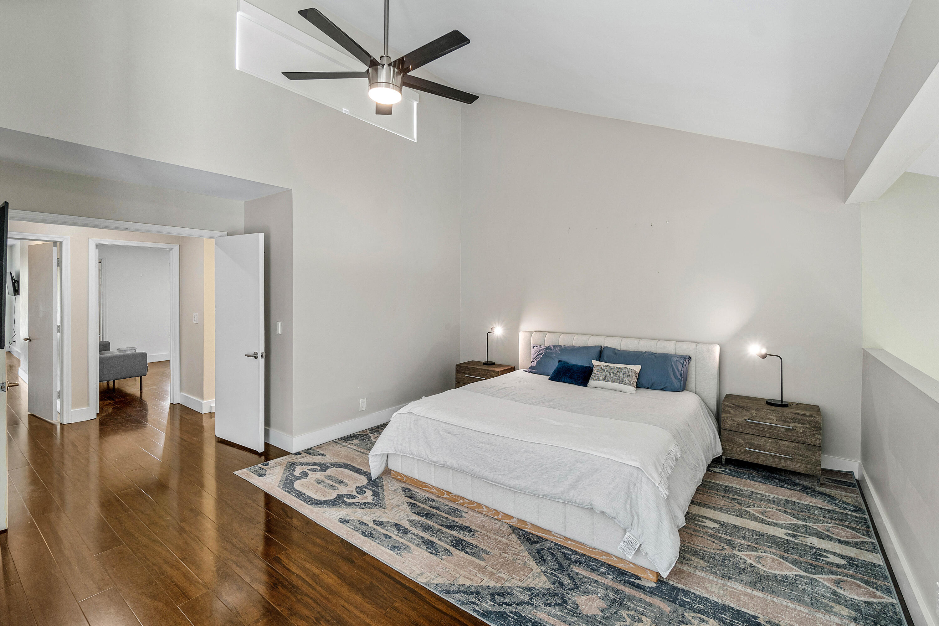 IRONWEDGE SEC II - Residential