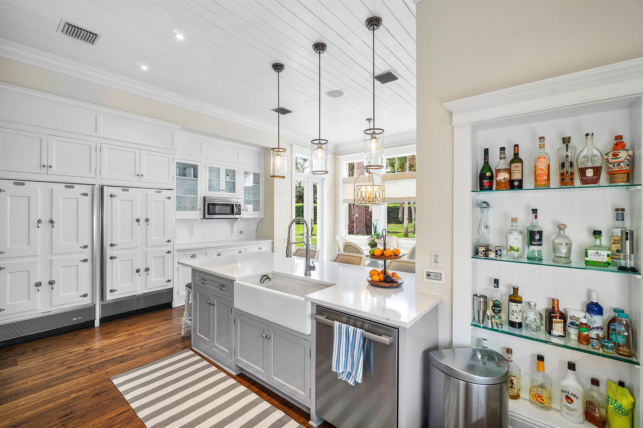 FOXE CHASE - Residential