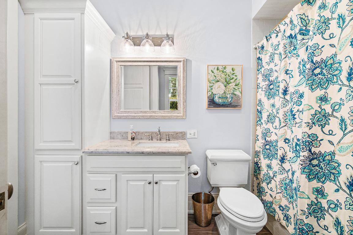 FOXE CHASE - Residential