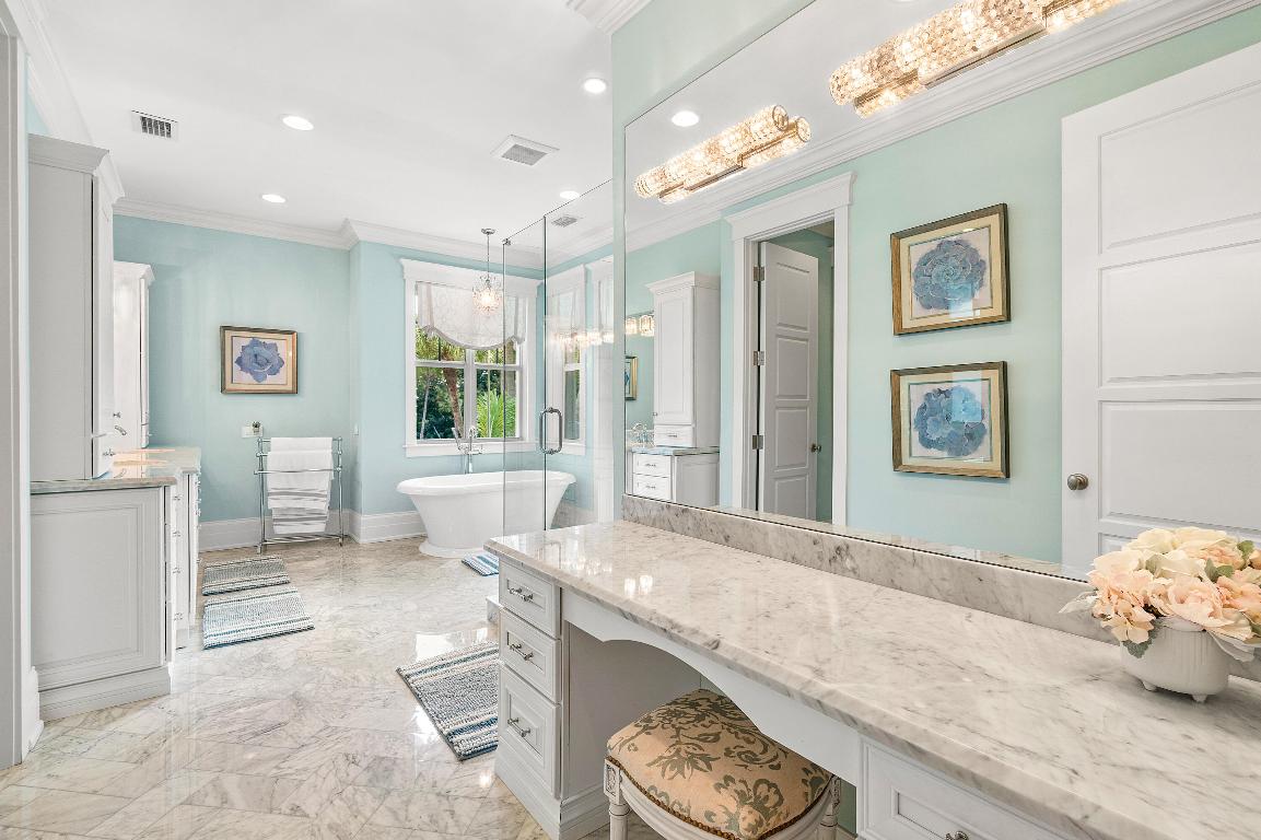 FOXE CHASE - Residential