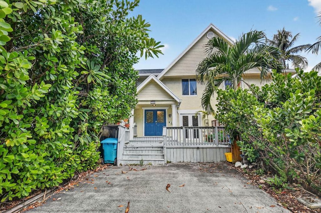 Photo of 732 Rider Road, Boynton Beach, FL 33435 (MLS # R11132528)