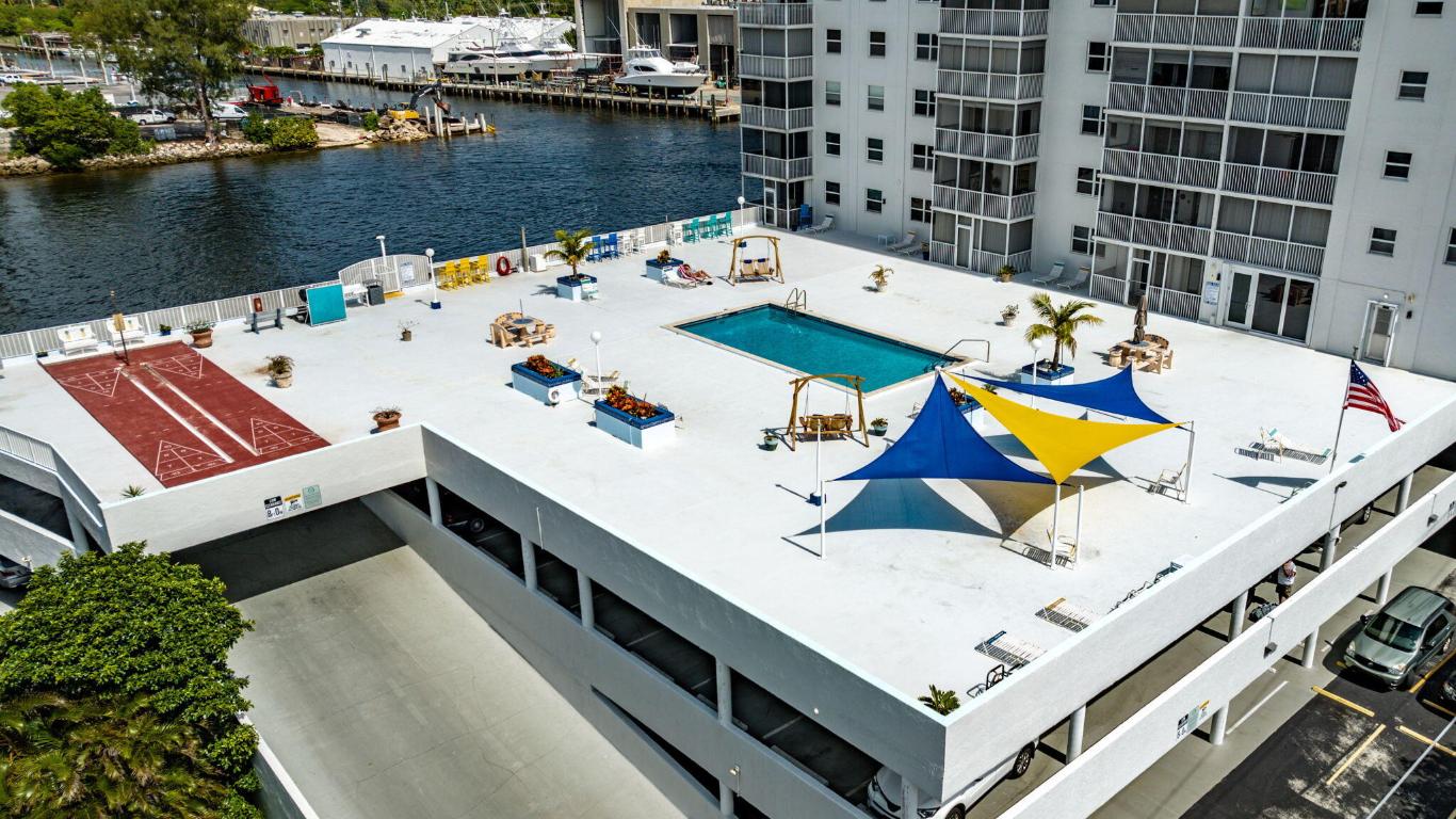 INTRACOASTAL TOWER - Residential