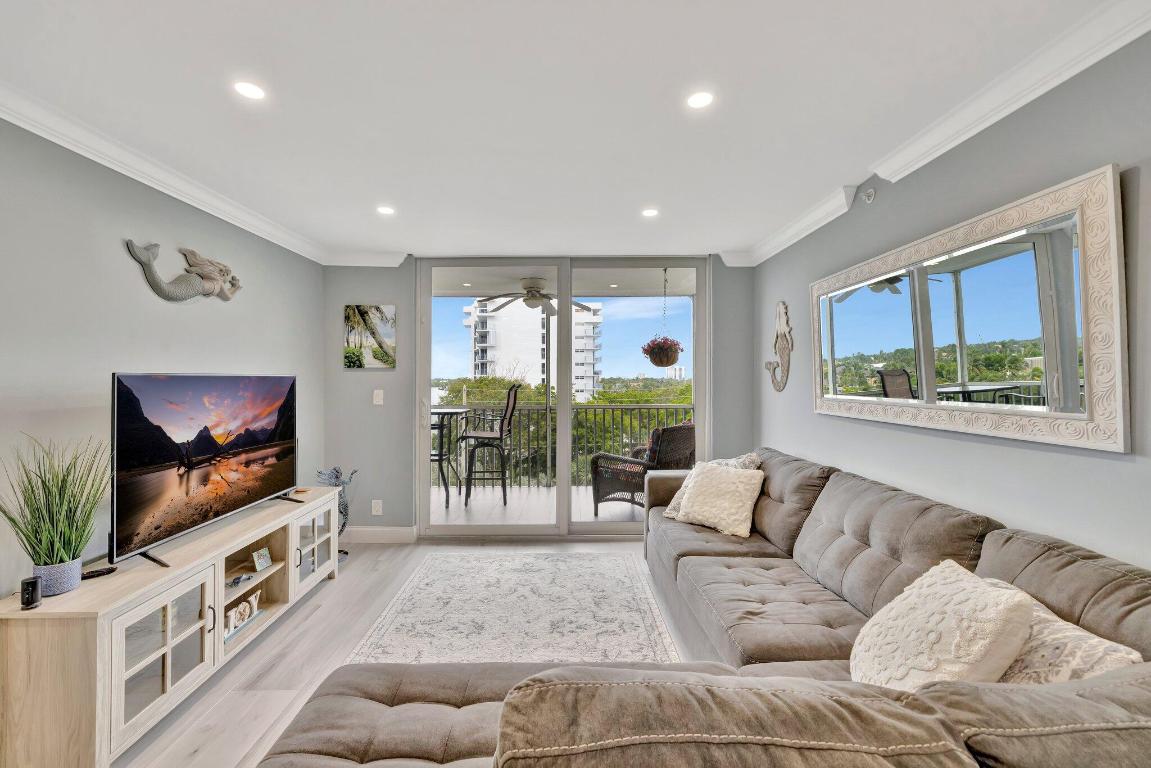 INTRACOASTAL TOWER - Residential