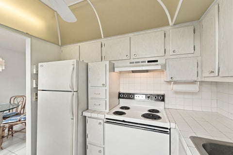 Tiny photo for 116 LYNDHURST F #116, Deerfield Beach, FL 33442 (MLS # B26087927)