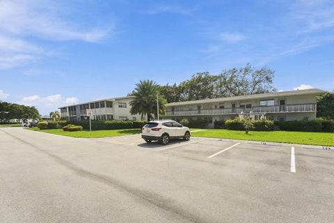 Tiny photo for 116 LYNDHURST F #116, Deerfield Beach, FL 33442 (MLS # B26087927)