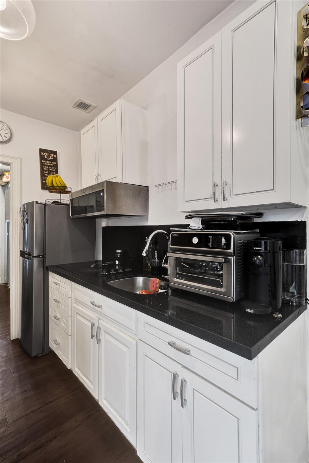 RIVERSIDE NO 3 - Residential