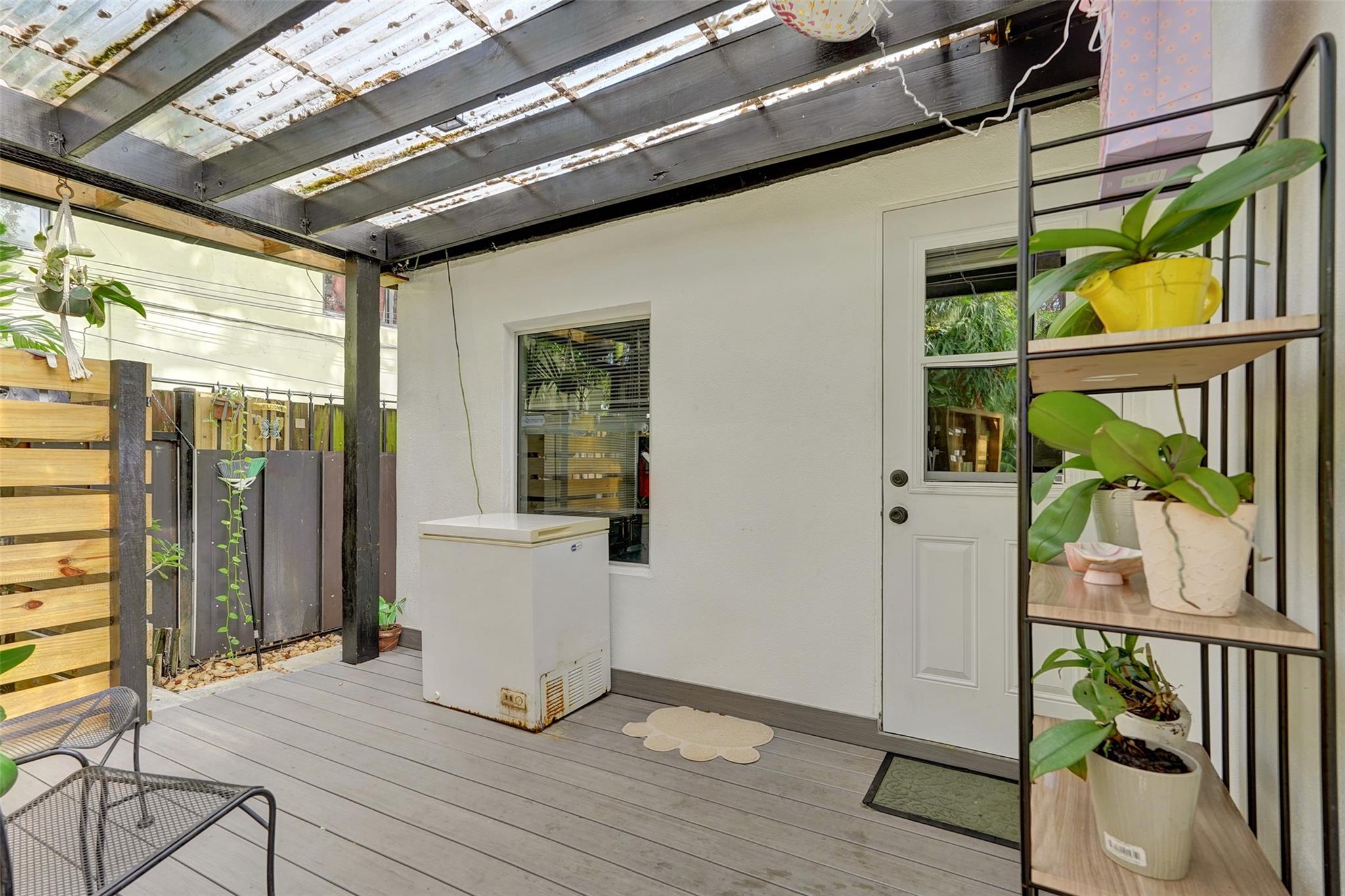 RIVERSIDE NO 3 - Residential