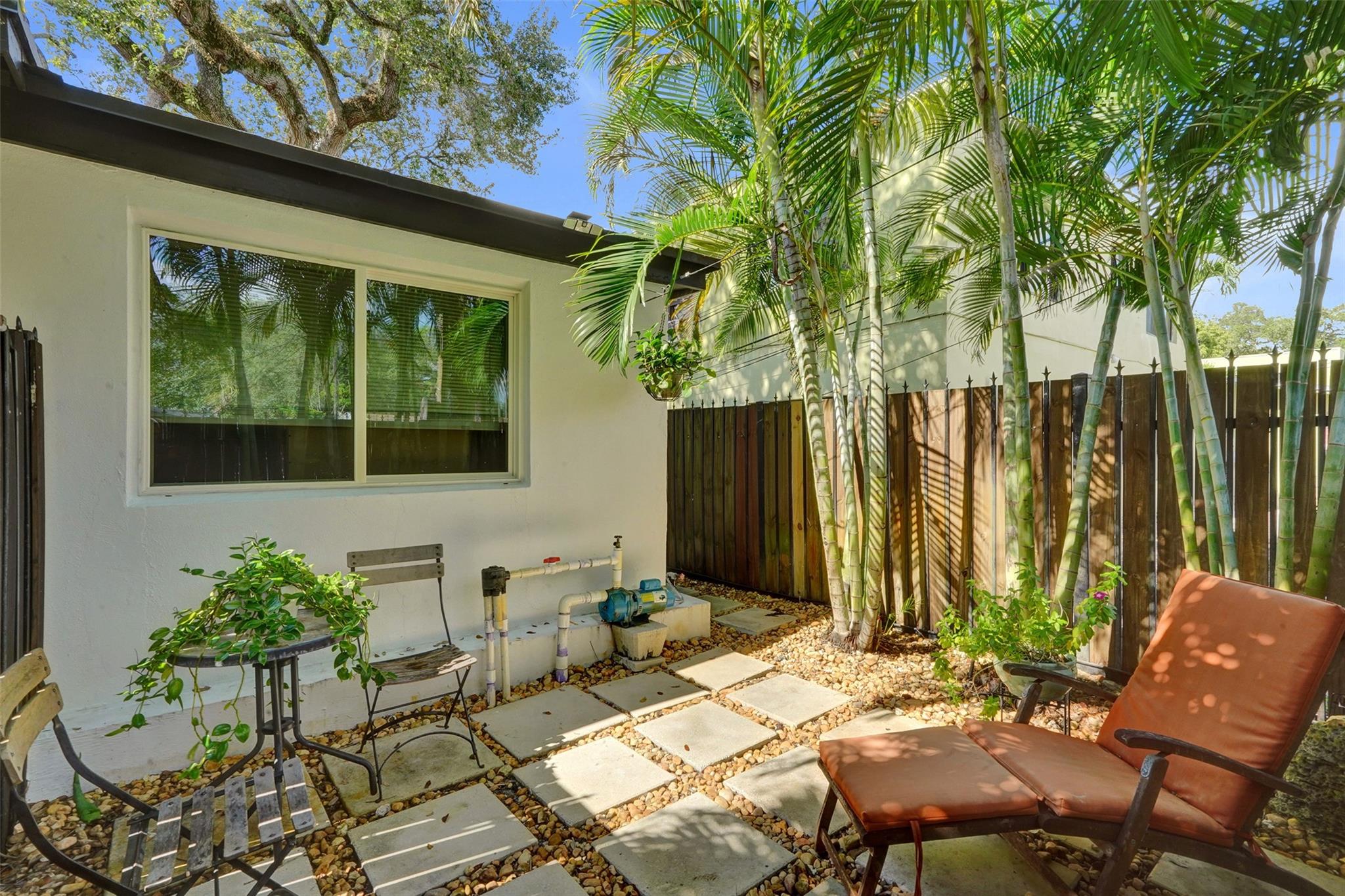 RIVERSIDE NO 3 - Residential