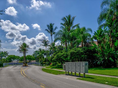 A home in Lake Worth