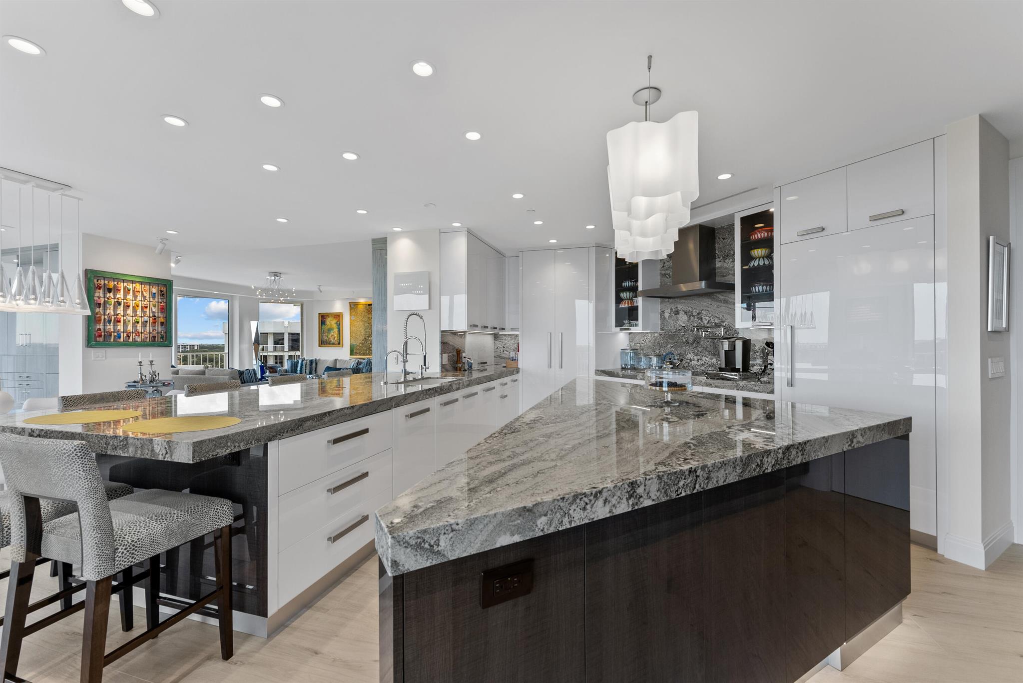 FAIRWAY POINT - Residential