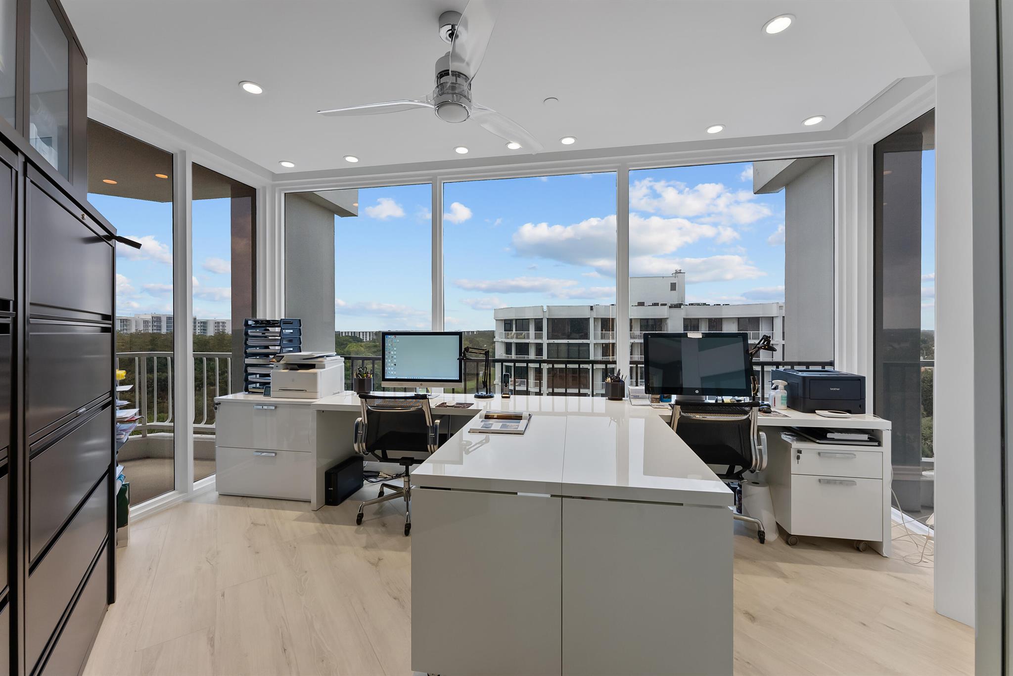 FAIRWAY POINT - Residential