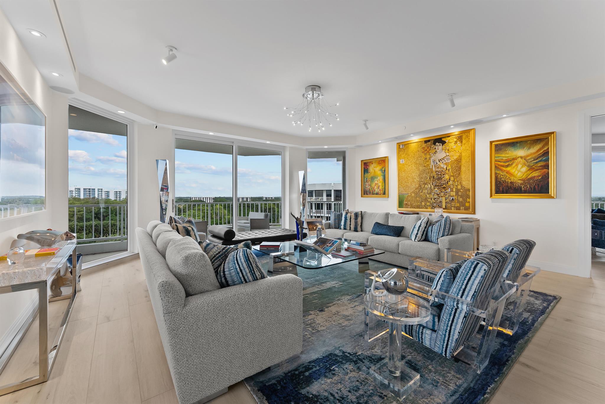 FAIRWAY POINT - Residential