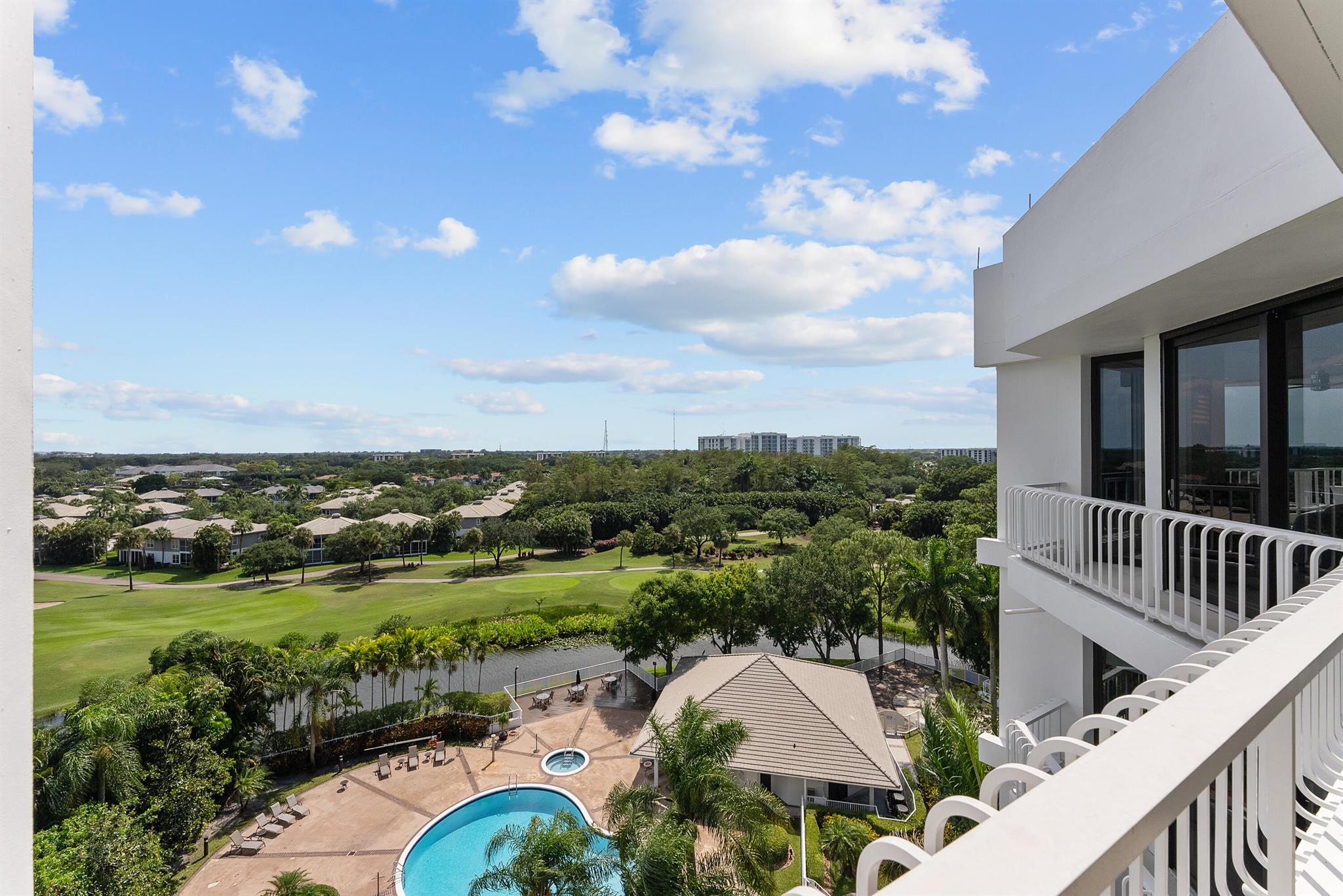 FAIRWAY POINT - Residential