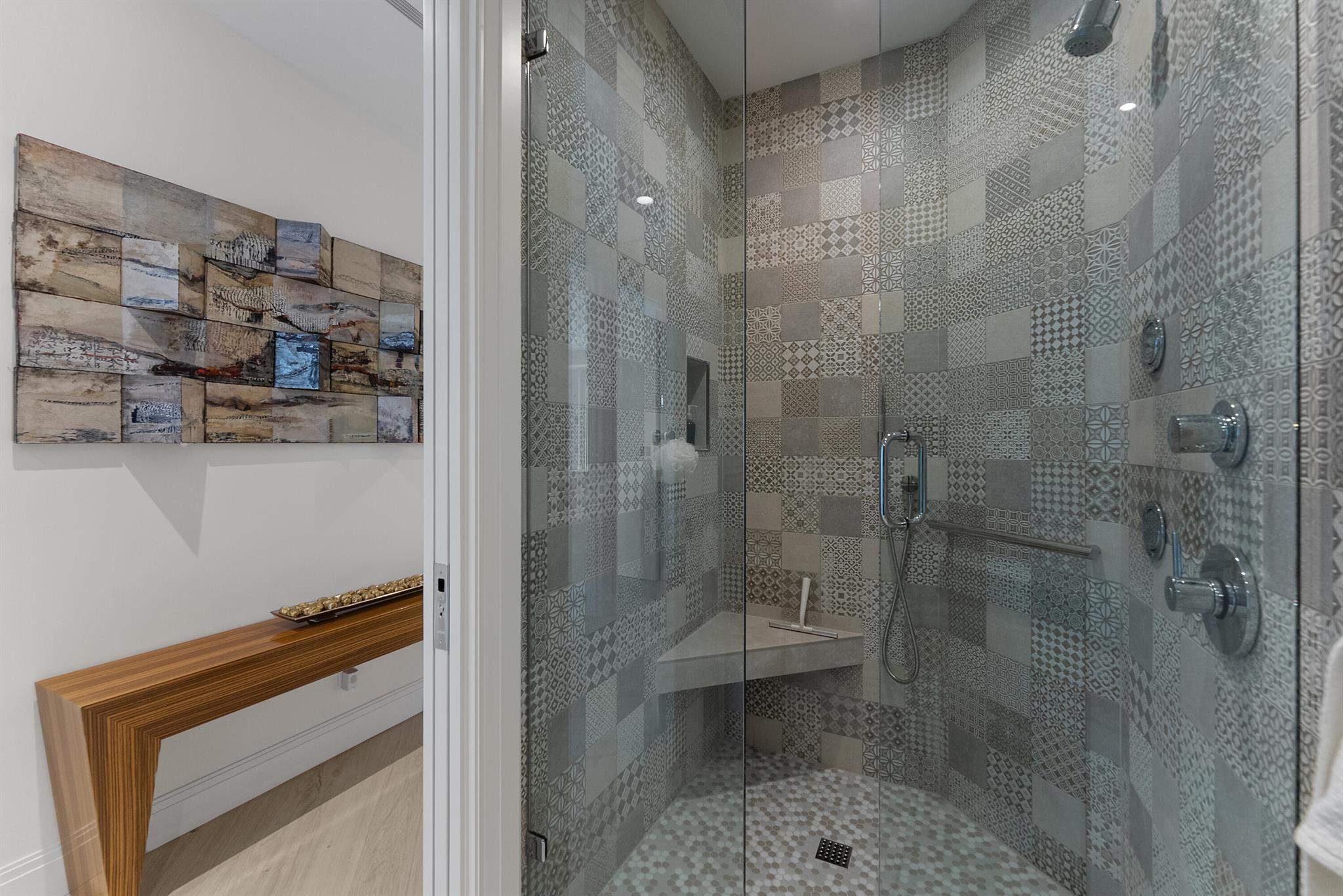 FAIRWAY POINT - Residential