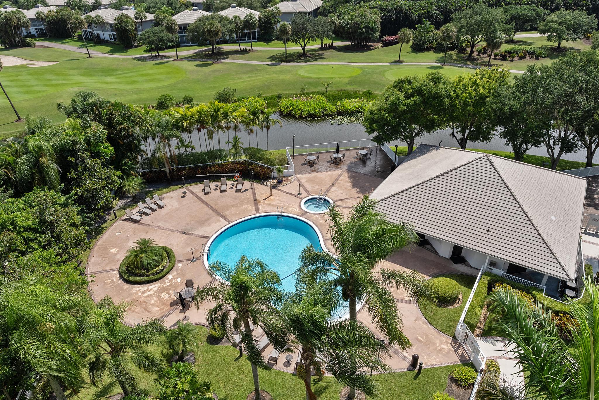 FAIRWAY POINT - Residential