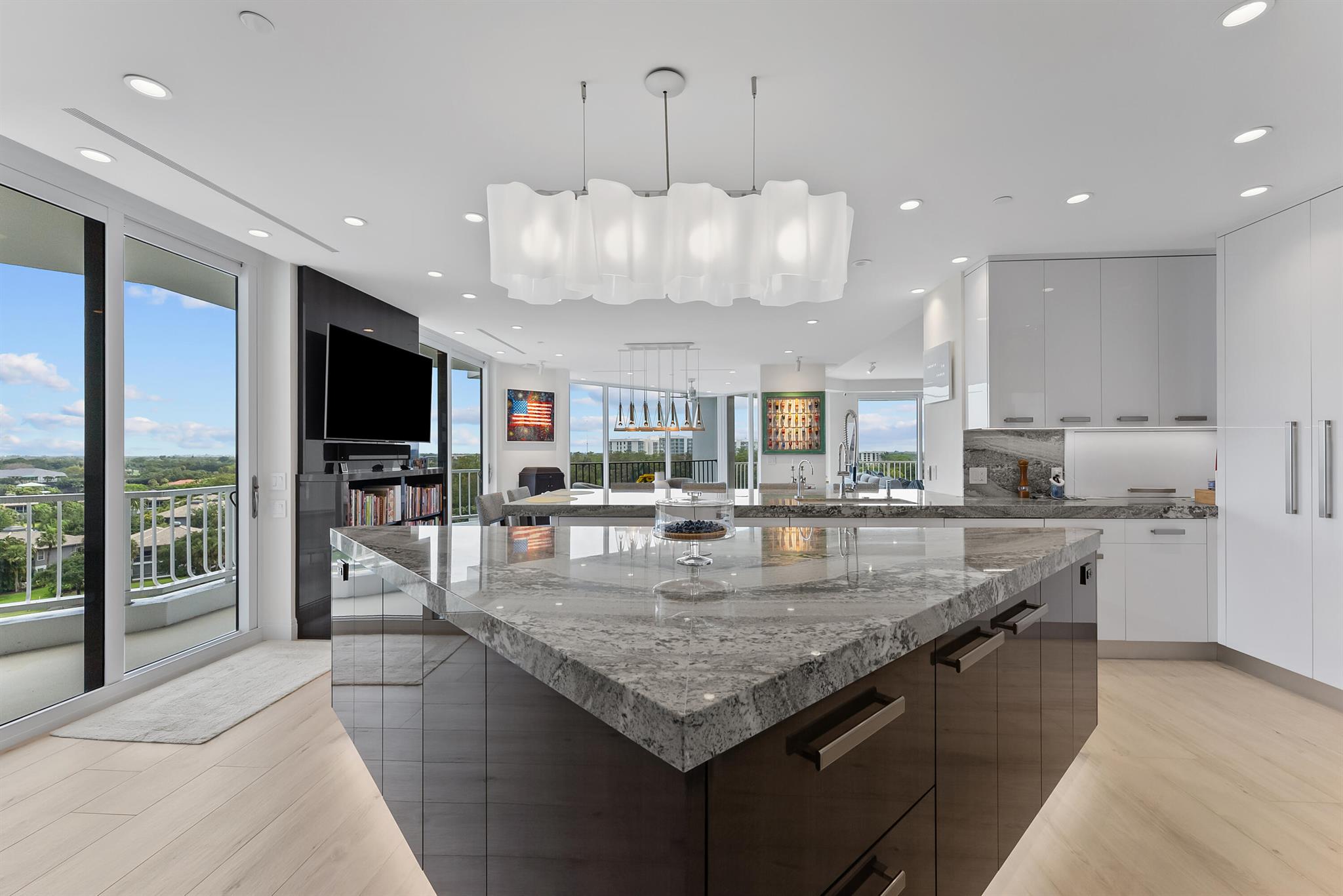 FAIRWAY POINT - Residential