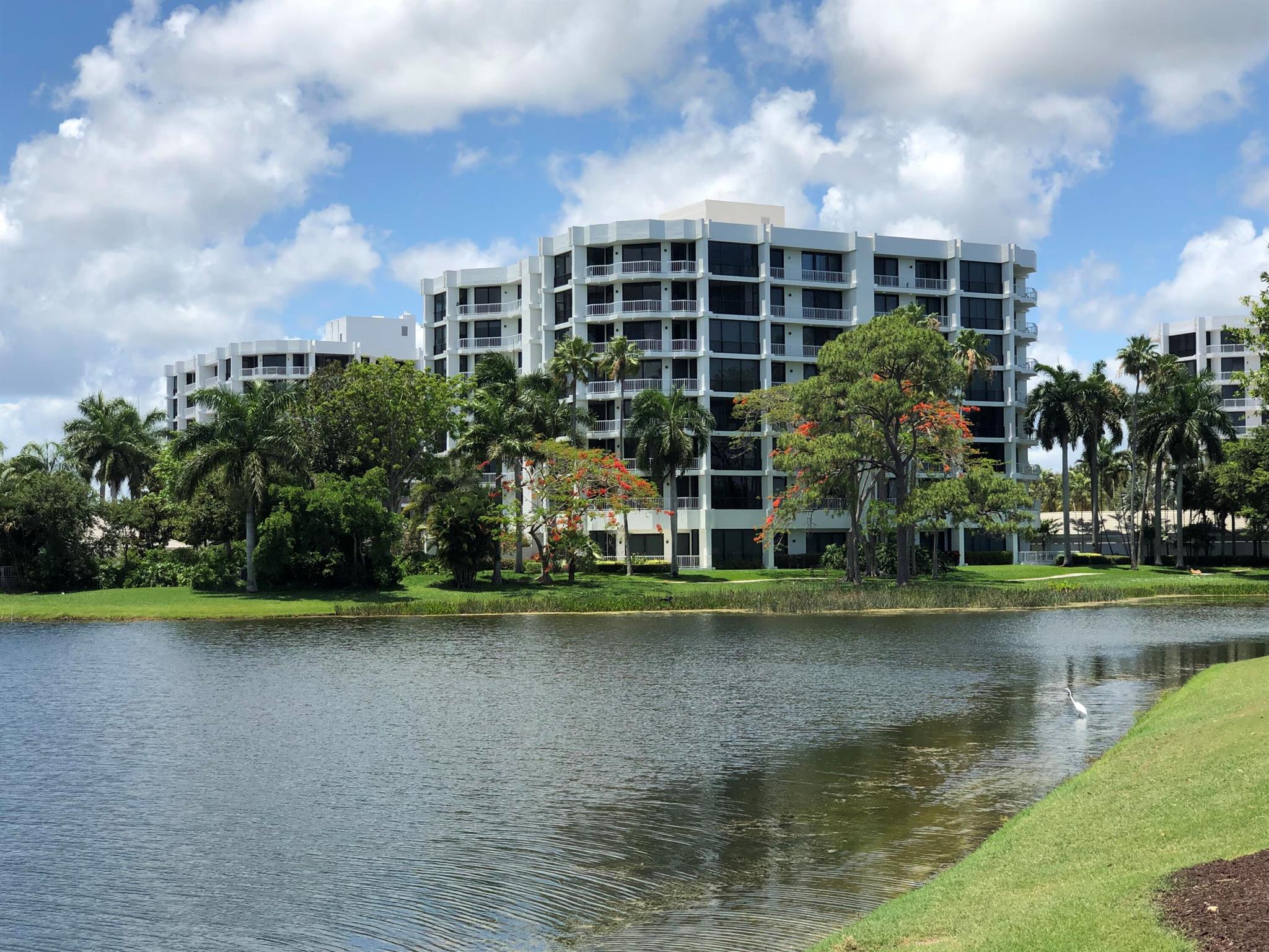 FAIRWAY POINT - Residential