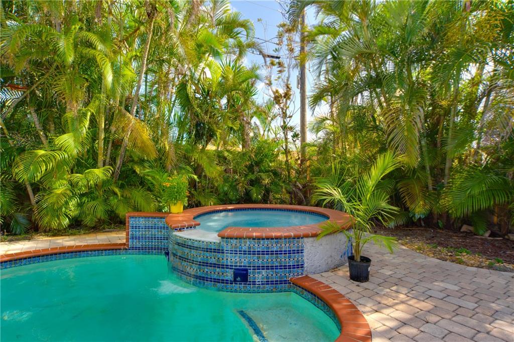 Shorewood 45-36 B - Residential