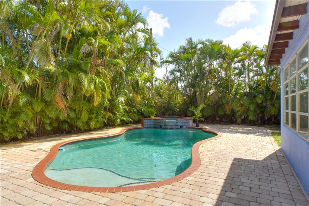 Shorewood 45-36 B - Residential