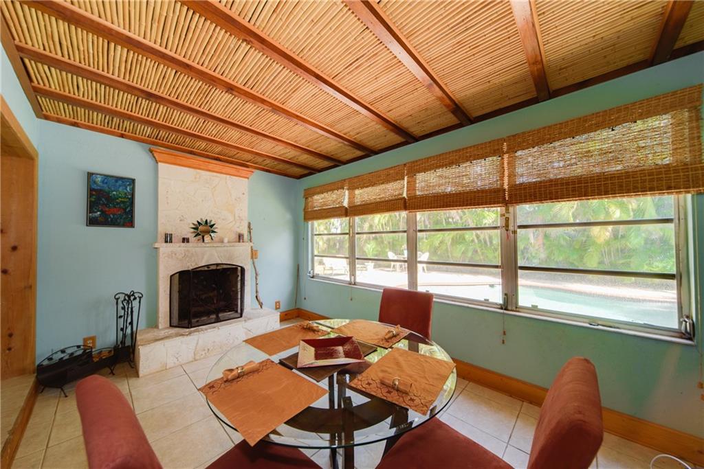 Shorewood 45-36 B - Residential