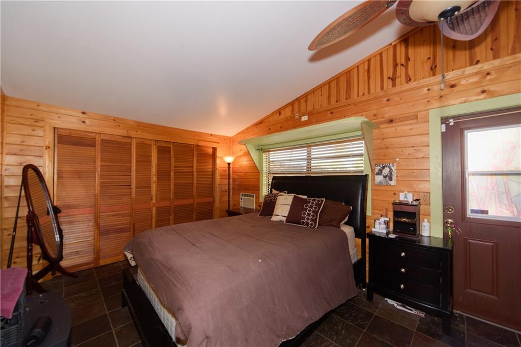 Shorewood 45-36 B - Residential